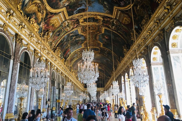 Versailles Palace and Giverny Private Guided Tour from Paris 3